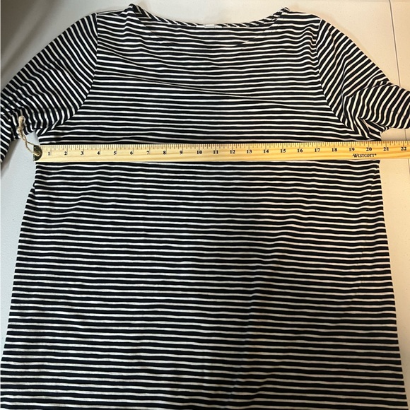 J.Jill Stylish Mixed-Media Smocked-Sleeve Tunic navy and white size large women - Picture 14 of 14